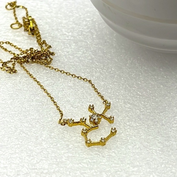 Sagittarius The Archer Zodiac Goldtone Necklace with Rhinestones Nov 22-Dec 21. - Picture 8 of 12